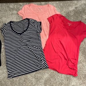 Lot of 3 maternity shirts